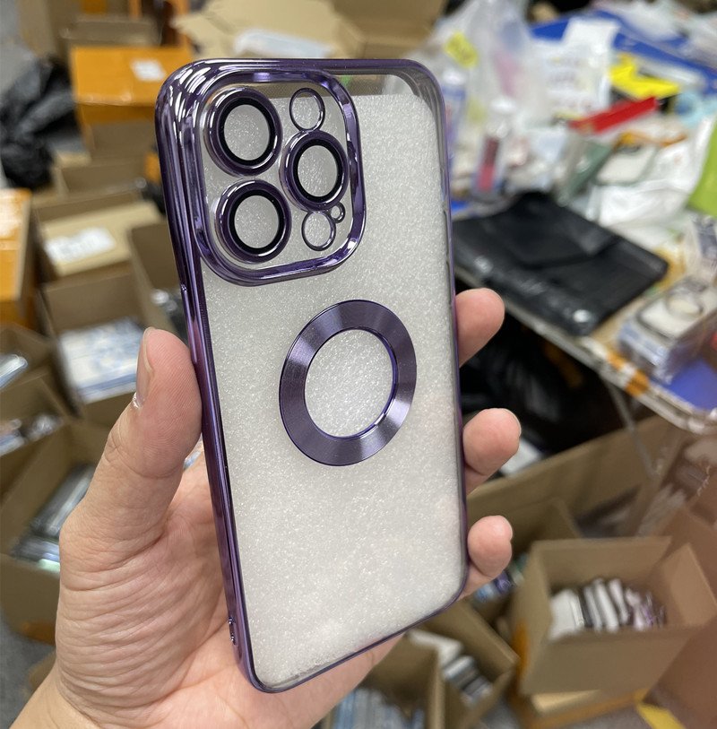 Nová verze 2.0 pouzdra na iPhone s průhlednou čočkou a ochranou fotoaparátu.