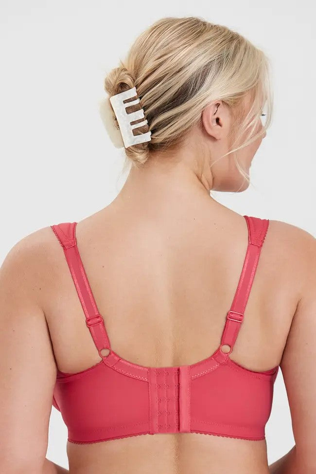 Triumph - (3 ks) Jednoduchá push-up podprsenka s plnými košíčky