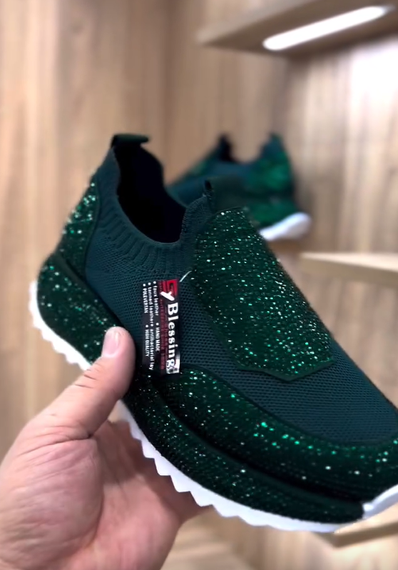 Módní, každodenní tenisky s krystaly