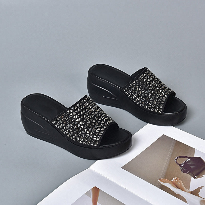 Dámské modré sandály na vysokém podpatku