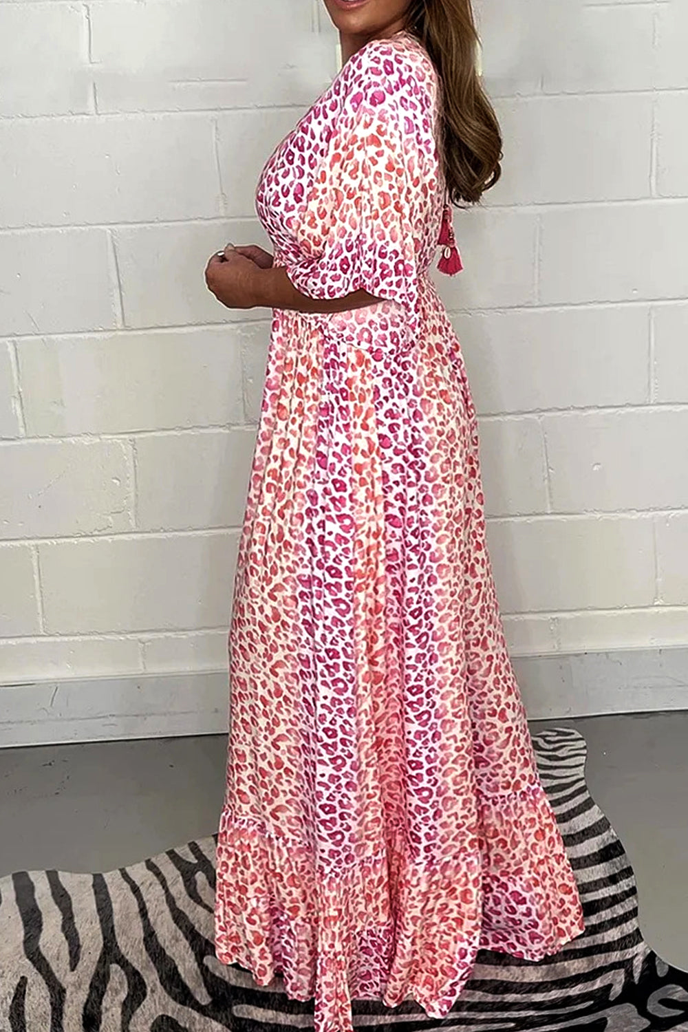 Dámská kombinéza s dlouhým vysokým pasem s potištěným výstřihem do V